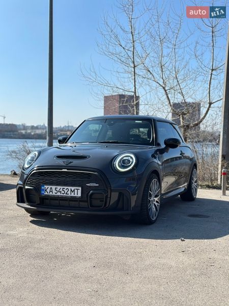 Хэтчбек MINI Cooper 2019 в Киеве