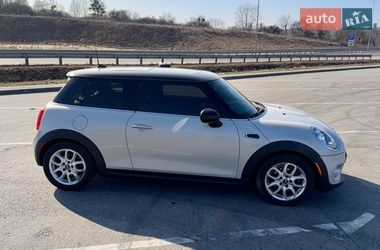 Хэтчбек MINI Cooper 2016 в Полтаве