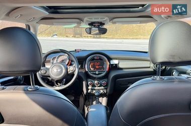 Хэтчбек MINI Cooper 2016 в Полтаве