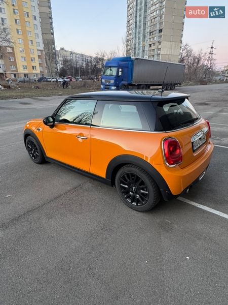 Хэтчбек MINI Cooper 2016 в Киеве