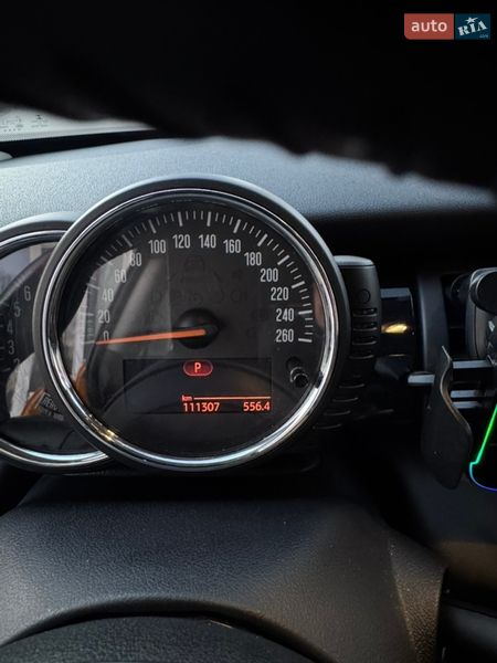 Хэтчбек MINI Cooper 2016 в Киеве
