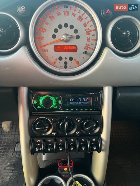 Хетчбек MINI Cooper 2003 в Богуславі