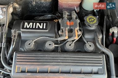Хетчбек MINI Cooper 2003 в Богуславі