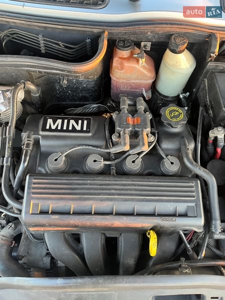 Хетчбек MINI Cooper 2003 в Богуславі