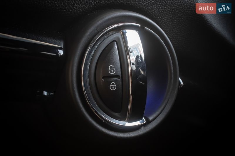 Хетчбек MINI Cooper 2016 в Києві фото 32 Хетчбек MINI Cooper 2016 в Києві
