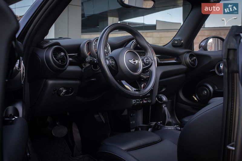 Хетчбек MINI Cooper 2016 в Києві фото 14 Хетчбек MINI Cooper 2016 в Києві
