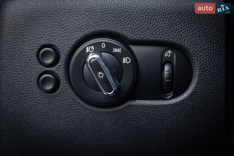 Хэтчбек MINI Cooper 2016 в Киеве