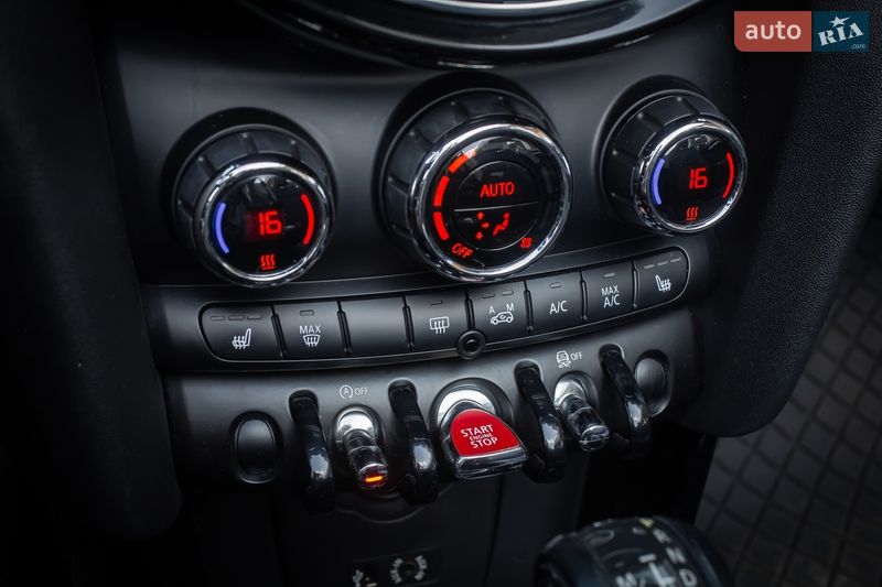 Хетчбек MINI Cooper 2016 в Києві фото 23 Хетчбек MINI Cooper 2016 в Києві