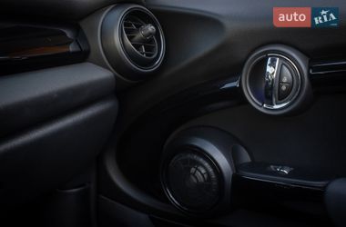 Хэтчбек MINI Cooper 2016 в Киеве