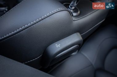 Хэтчбек MINI Cooper 2016 в Киеве