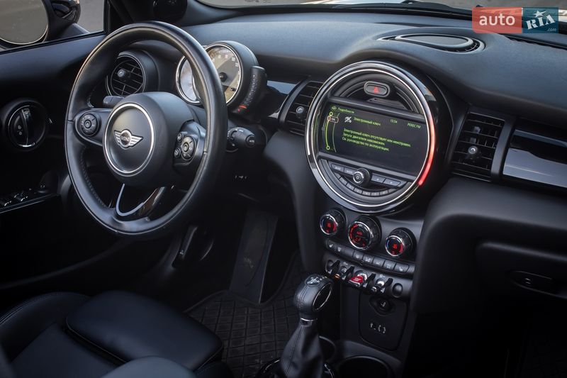 Хетчбек MINI Cooper 2016 в Києві фото 18 Хетчбек MINI Cooper 2016 в Києві
