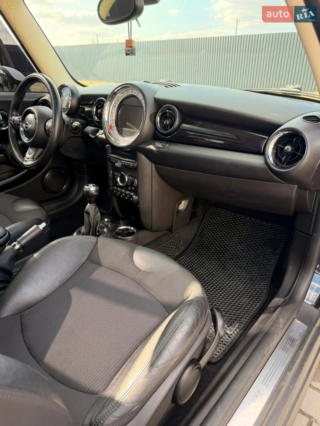 2011 MINI Cooper - мініатюра 6