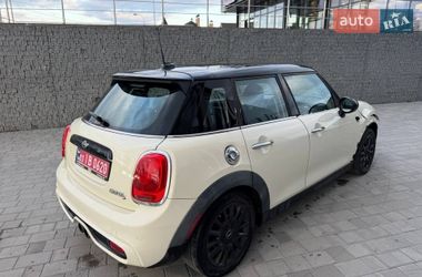 Хэтчбек MINI Cooper 2015 в Луцке