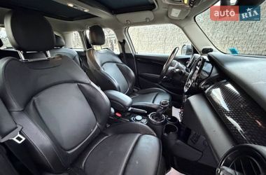Хэтчбек MINI Cooper 2015 в Луцке