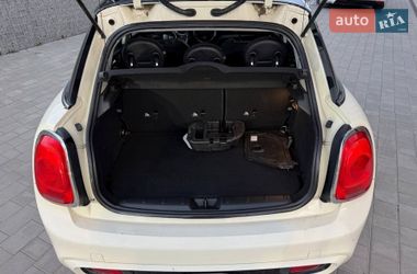 Хэтчбек MINI Cooper 2015 в Луцке