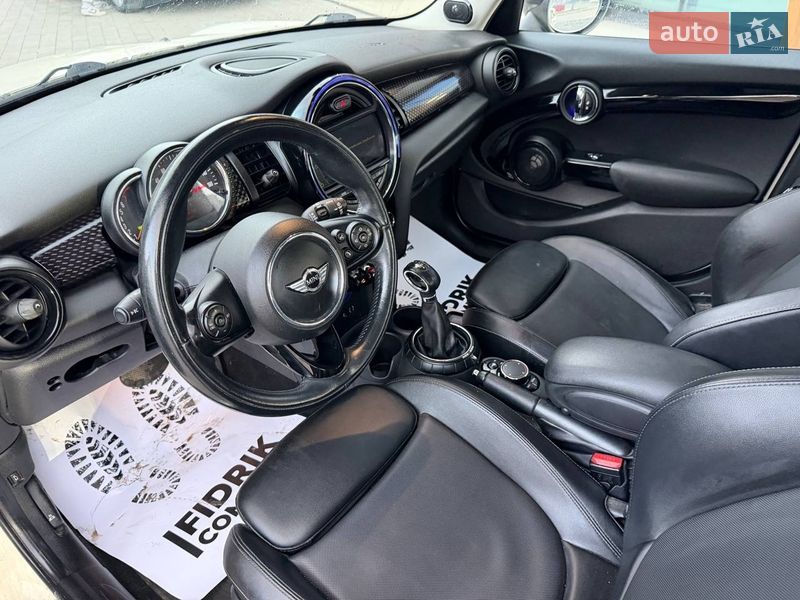 Хэтчбек MINI Cooper 2015 в Луцке фото 16 Хэтчбек MINI Cooper 2015 в Луцке