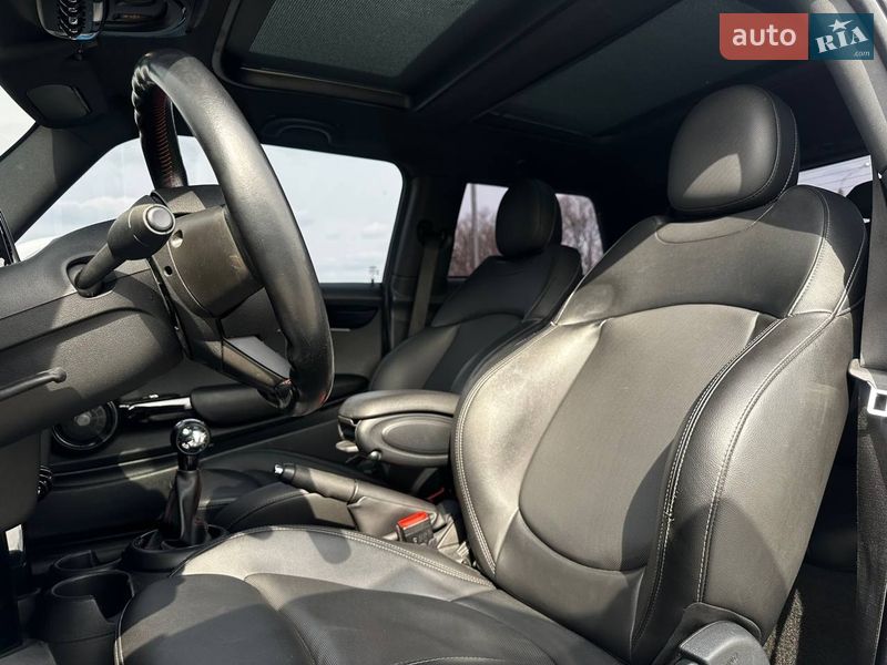 Хэтчбек MINI Cooper 2018 в Ивано-Франковске