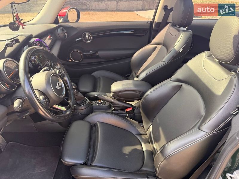 Хэтчбек MINI Cooper 2014 в Киеве