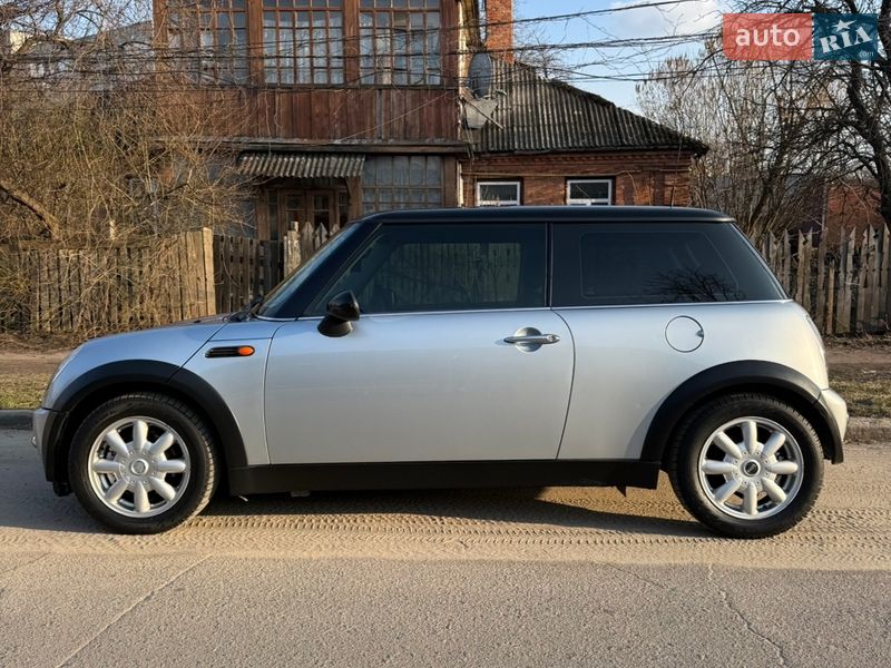 Хэтчбек MINI Cooper 2002 в Житомире