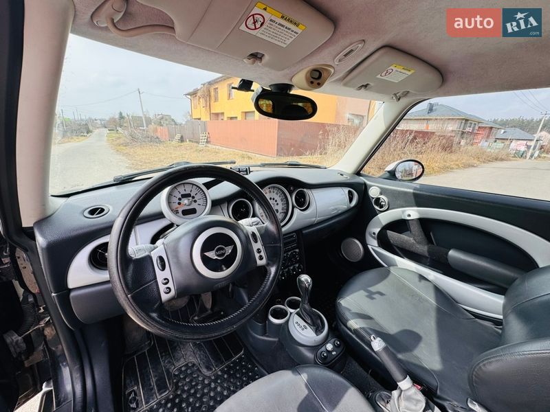 Хэтчбек MINI Cooper 2003 в Киеве