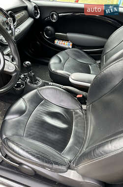 Хэтчбек MINI Cooper 2010 в Киеве