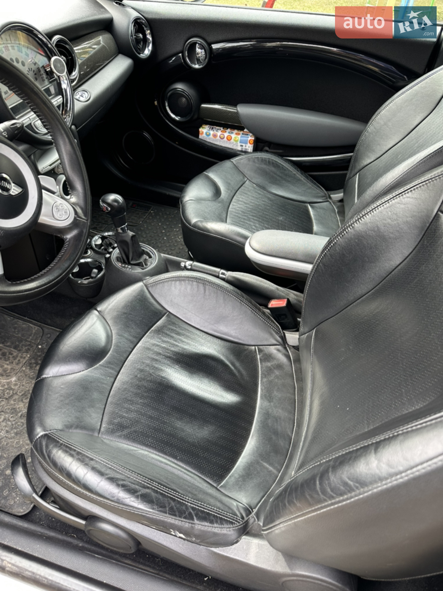 2010 MINI Cooper - мініатюра 6