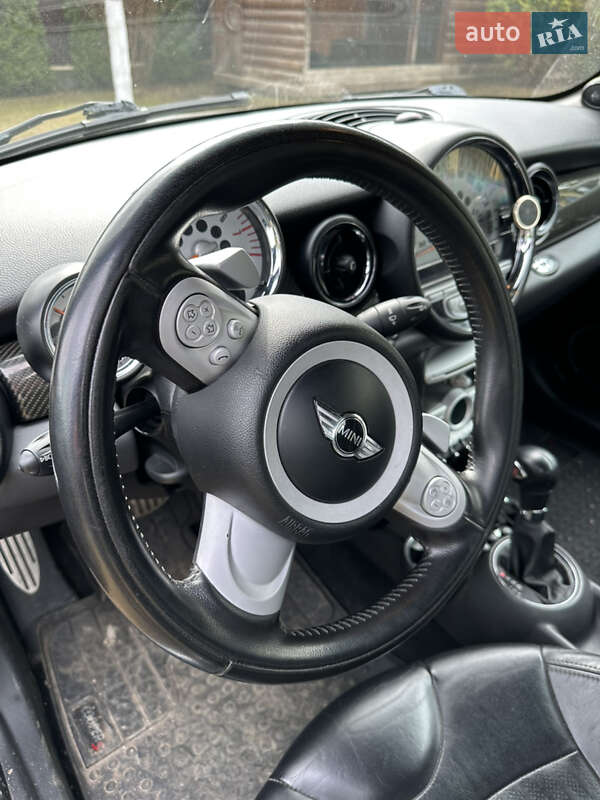 Хэтчбек MINI Cooper 2010 в Киеве фото 4 Хэтчбек MINI Cooper 2010 в Киеве