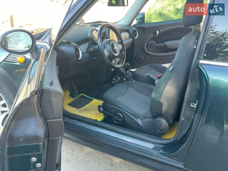 Хетчбек MINI Cooper 2010 в Ірпені фото 6 Хетчбек MINI Cooper 2010 в Ірпені