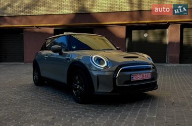 Хэтчбек MINI Cooper 2022 в Виннице