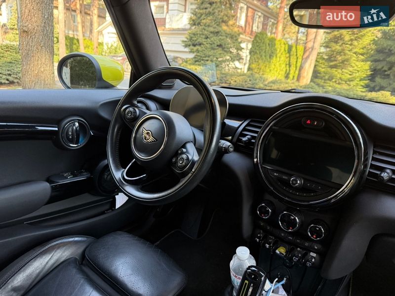 Хэтчбек MINI Cooper 2020 в Киеве