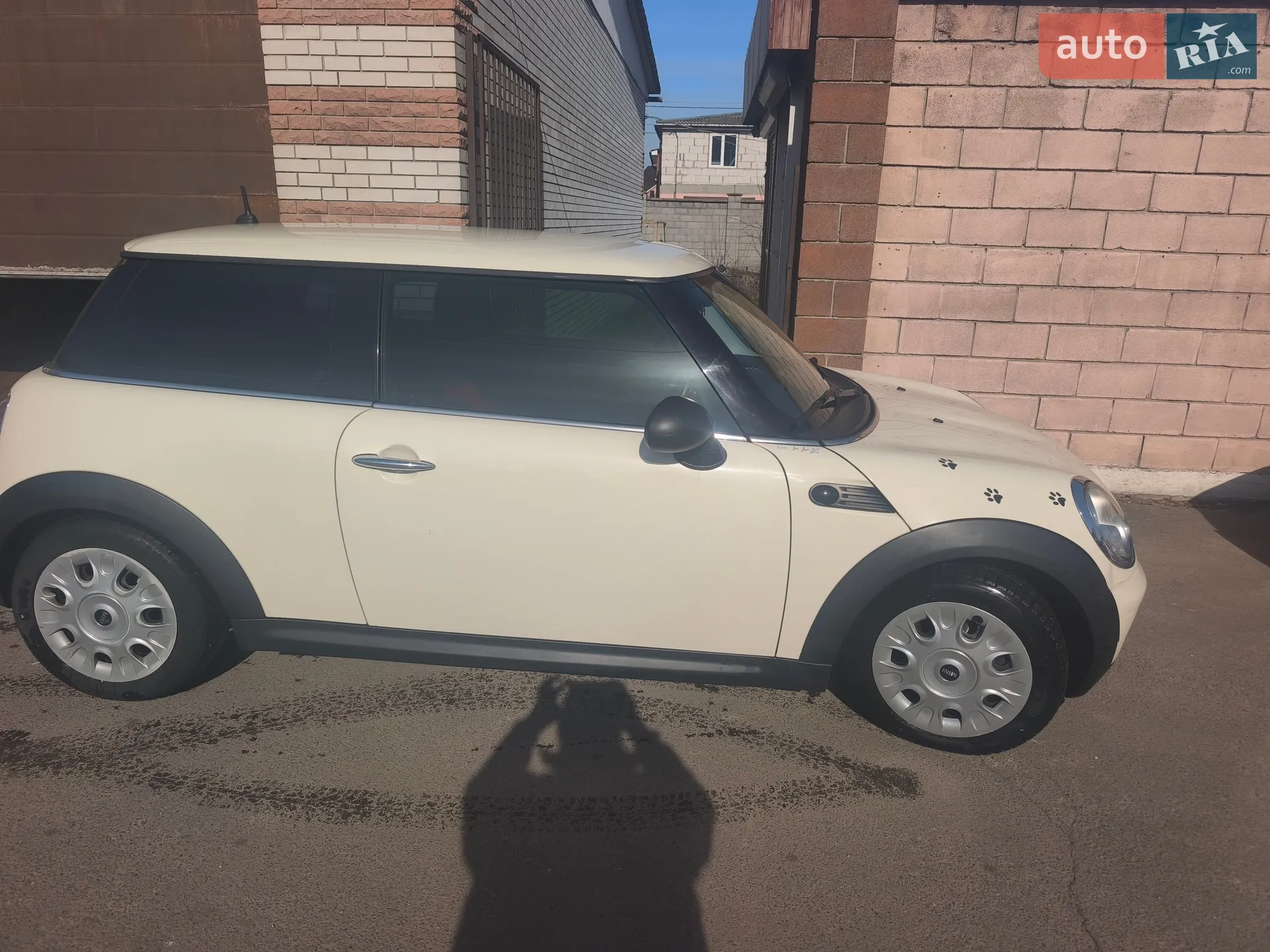 2010 MINI Cooper - мініатюра 2