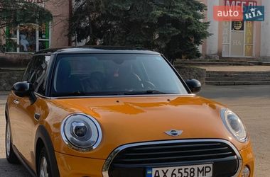 Хетчбек MINI Cooper 2016 в Новій Водолагі