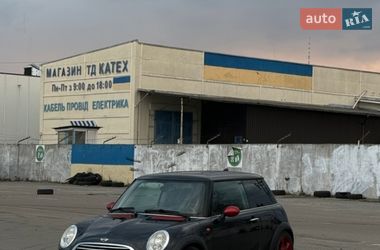 Хетчбек MINI Cooper 2004 в Києві