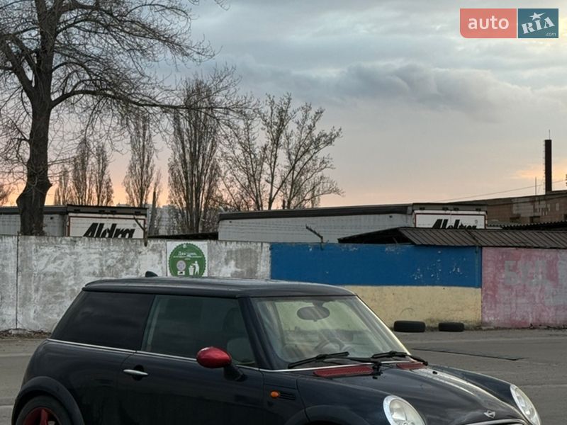 Хетчбек MINI Cooper 2004 в Києві