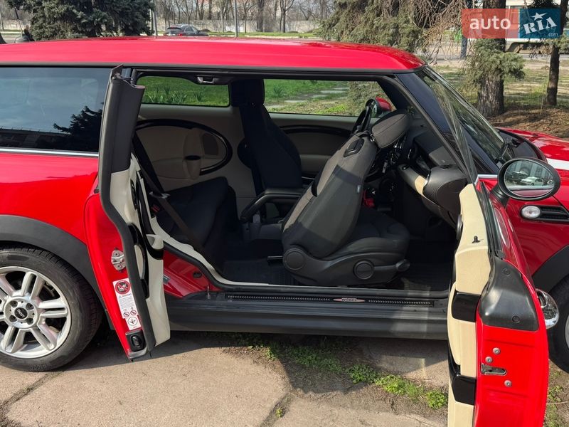 Хэтчбек MINI Cooper 2013 в Подгородном фото 5 Хэтчбек MINI Cooper 2013 в Подгородном