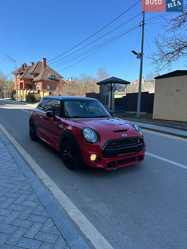 Хэтчбек MINI Cooper 2014 в Киеве