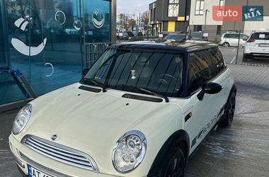 Хетчбек MINI Cooper 2004 в Івано-Франківську