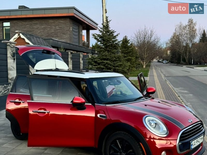 Хэтчбек MINI Cooper 2016 в Софиевской Борщаговке