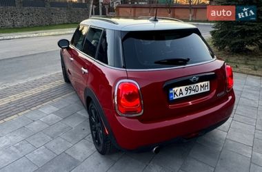 Хэтчбек MINI Cooper 2016 в Софиевской Борщаговке