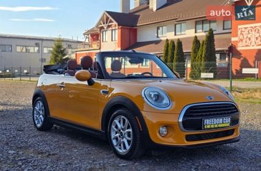 Хэтчбек MINI Cooper 2016 в Львове