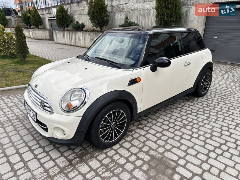 MINI Cooper 2012
