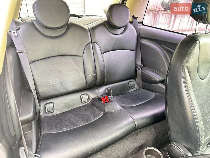 Хэтчбек MINI Cooper 2012 в Тернополе