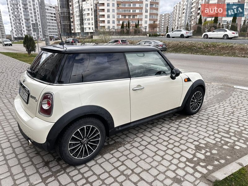 Хэтчбек MINI Cooper 2012 в Тернополе