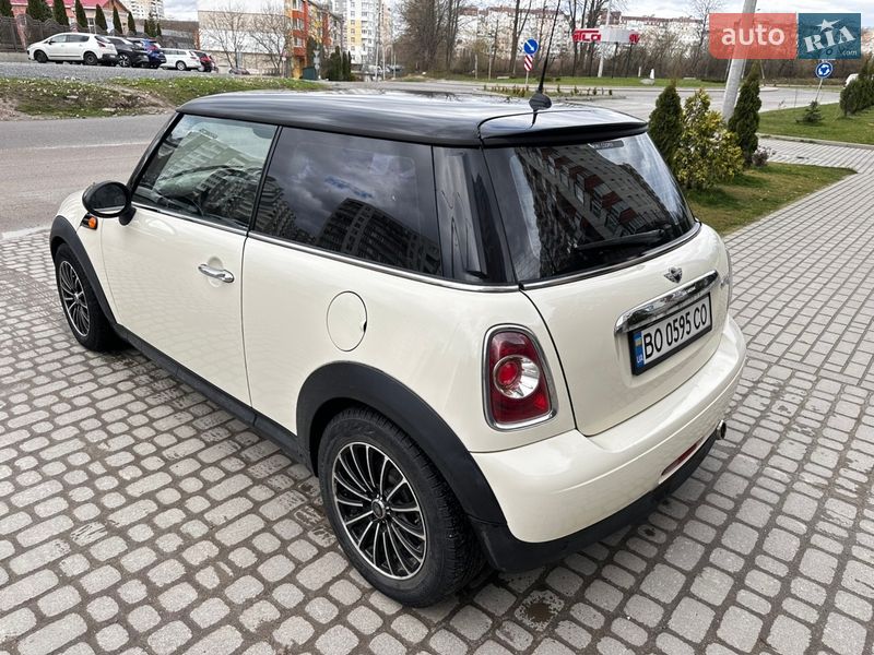 Хэтчбек MINI Cooper 2012 в Тернополе