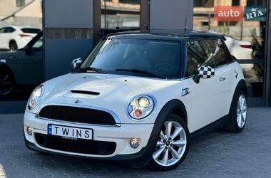Хэтчбек MINI Cooper 2013 в Одессе