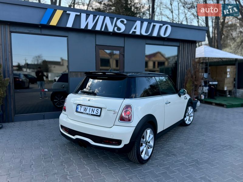 Хэтчбек MINI Cooper 2013 в Одессе