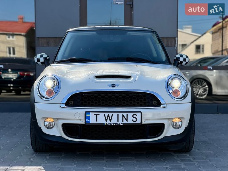 Хэтчбек MINI Cooper 2013 в Одессе