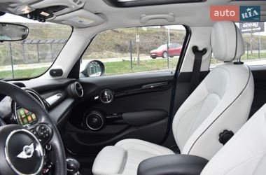 Хэтчбек MINI Cooper 2015 в Киеве