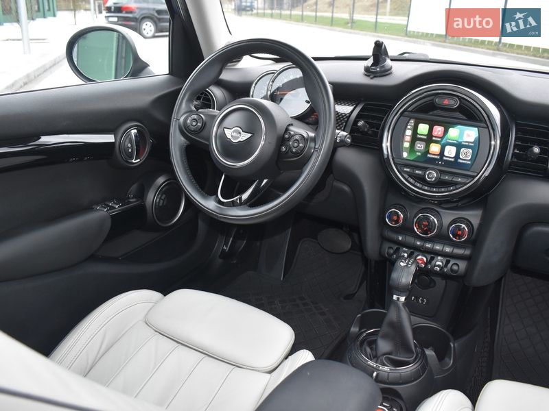 Хэтчбек MINI Cooper 2015 в Киеве