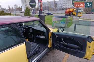 Хетчбек MINI Cooper 2002 в Харкові